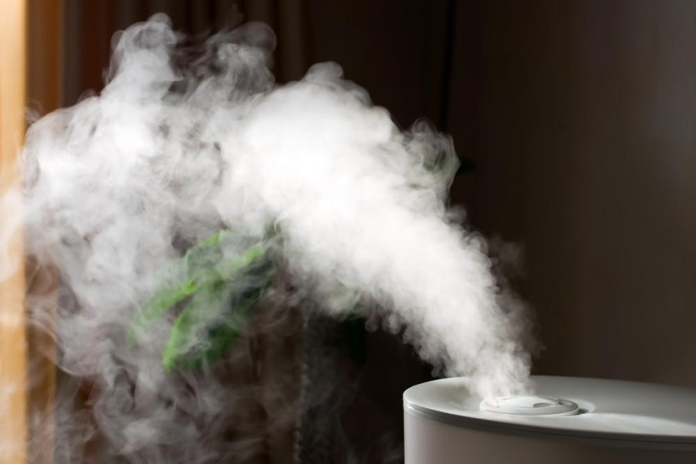 Is A Humidifier Supposed To Blow Cold Air